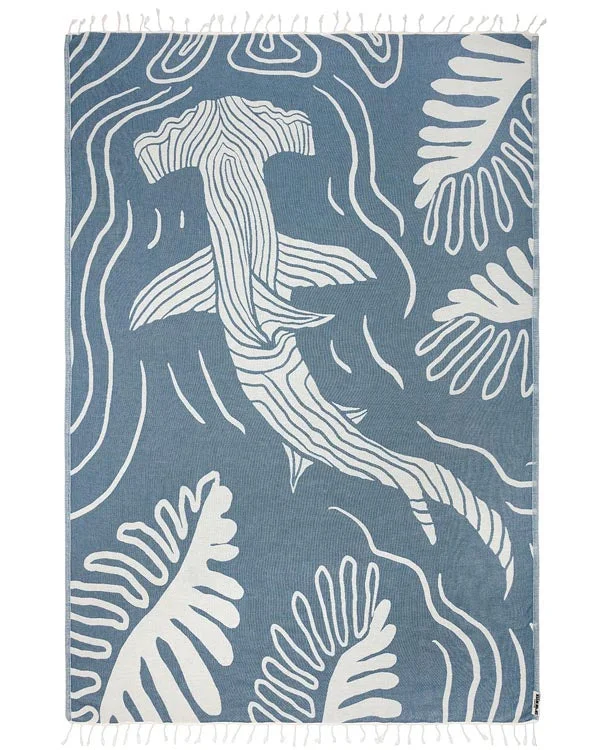 SAND CLOUD Discovery Hammerhead Large Navy Towel