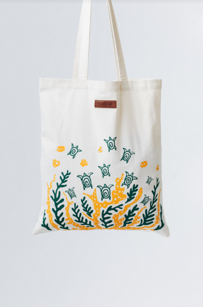 Sand Cloud Swimming Turtles Everyday Tote Natural