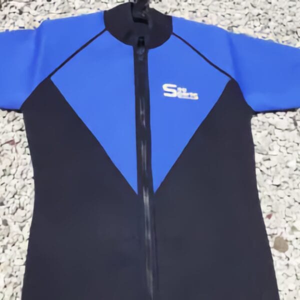 Ali'i Wet Suit Top One Week Rental