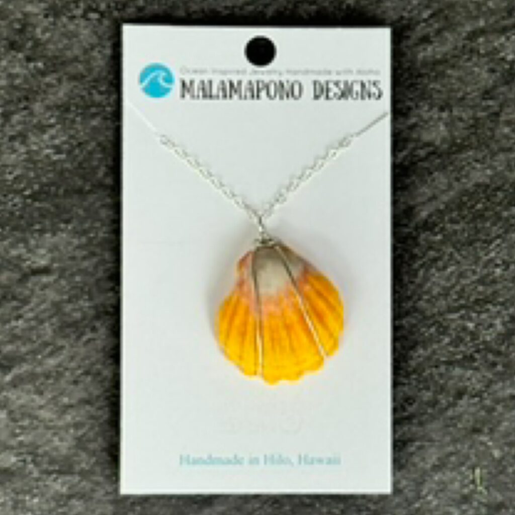Sunrise shell pendant